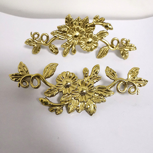 Luxury Solid Brass Metal Beautiful Flower Decoration Kitchen Cabinet Handle <strong>Knobs</strong> Furniture <strong>Door</strong> Pulls - Product Image 3