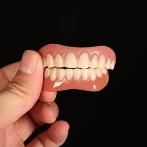 Venta al por mayor <span class=keywords><strong>dentaduras</strong></span> postizas superior e inferior carilla sonrisa perfecta ajuste cómodo accesorio de dentadura flexible - Product Image 2