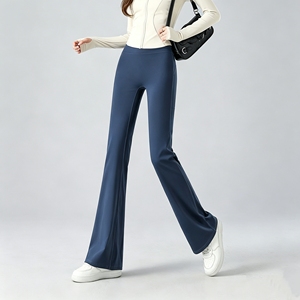 Pantalones de yoga acampanados de cintura alta para mujer, leggings con control de abdomen y tacto suave, con bolsillo trasero para entrenamiento y uso casual. - Product Image 3