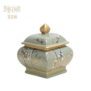 Nouveauté bibelot décoratif en porcelaine Artware boîte à bijoux en céramique à bordure dorée et verte pour la décoration intérieure - Product Image 3