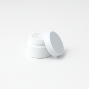 Bocaux d'emballage concentré résistant aux enfants Cannacoast 0,5 oz-4 oz, cylindre en verre anti-odeur avec bouchon à vis pour crème de soin de la peau au chanvre - Product Image 2