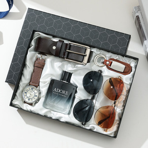 Set Regalo <span class=keywords><strong>di</strong></span> Lusso per <span class=keywords><strong>Uomo</strong></span> Transfrontaliero per Qixi Festival e <span class=keywords><strong>San</strong></span> <span class=keywords><strong>Valentino</strong></span>, <span class=keywords><strong>Regali</strong></span> Pratici per Lui con Orologio e Cintura in Pelle - Product Image 4
