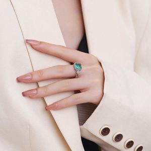 Bague de mariage ajustable en moissanite et zircon, style cube de sucre, 2 carats, imitation Paraiba colorée - Product Image 4