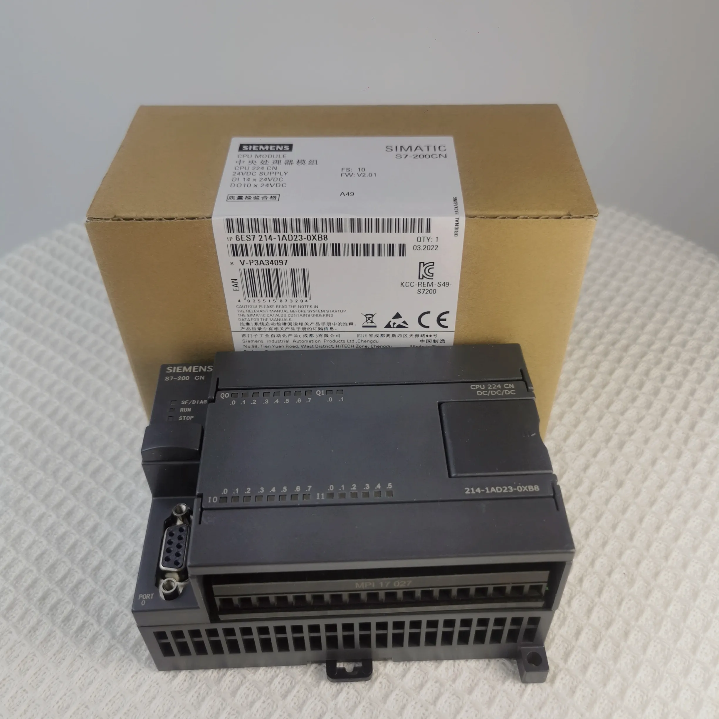 Siemens 6ES7214-1AD23-0XB8SIMATIC S7-200 CN CPU224 équipement compact tout nouveau spot