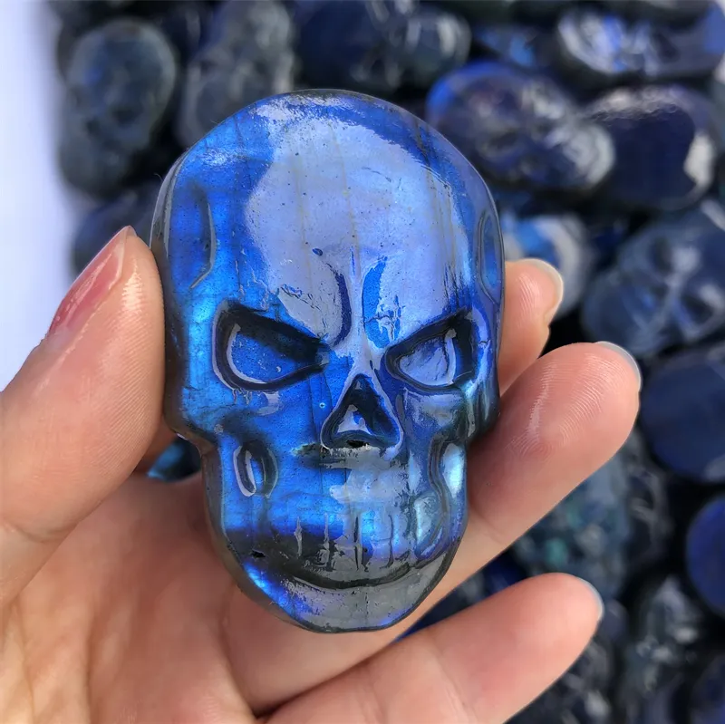 Liontin kristal alami tengkorak Labradorite biru alami untuk liontin kalung