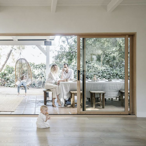 Puerta Corredera de Aluminio de Alto Rendimiento, Sistema de Paneles de Vidrio Templado para Exteriores, Entrada Moderna para Balcón de Casa, Funcionamiento Suave - Product Image 6