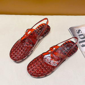 Sandali da Spiaggia Trendy in Cristallo da Donna, Versatili per l'Estate, Traspiranti, Antiscivolo, con Punta in Plastica, Senza Fodera, Piatti - Product Image 5