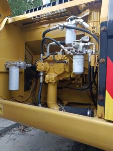 รถขุดมือสองญี่ปุ่นแท้ Caterpillar 330d ขนาด 40 ตัน พร้อมปั๊มในสต็อก - Product Image 2