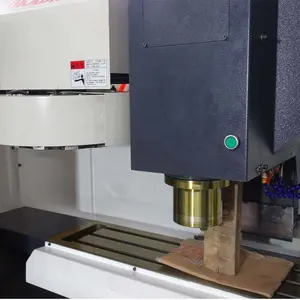 3 Axis Vmc420 CNC Vertical Machining Center Metal CNC Milling Machine With Control System