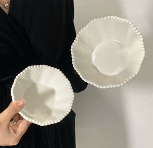 Nuevo Juego de Vajilla de Porcelana Esmaltada con Relieve Moderno, Adorno de Encaje y Cuentas, Platos para Postre Duraderos, Ecológicos y Libres de BPA - Product Image 4