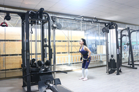 Équipement de gymnastique multifonctionnel Machine à câble Jungle à 5 stations pour les exercices des jambes et des épaules Station croisée à broches