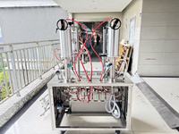 Machine de remplissage d'aérosols pour mousse à raser