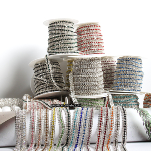 Chaîne de diamant plaqué argent DIY Production Chaîne de coupe en cristal Chaîne à trois rangées de griffes SS8 SS16 Mariage Couture Stretch Strass - Product Image 2