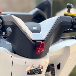 ตะขอเกี่ยวแฮนด์จับพับได้ อลูมิเนียมอัลลอยด์ สำหรับ PCX160 ปี 2025-26 รุ่นที่ใช้ร่วมกันได้ รับน้ำหนักได้มาก ทนทาน อุปกรณ์เสริมสำหรับสัมภาระ - Product Image 4