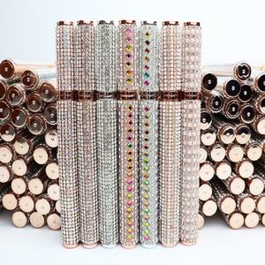 Delineador de Ojos Líquido de Colores, Gel Adhesivo en Envase, Delineador de Ojos Activado por Agua, Paleta de Delineadores, Pestañas Magnéticas, Delineador Adhesivo, Pegamento para Delineador de Ojos - Product Image 3