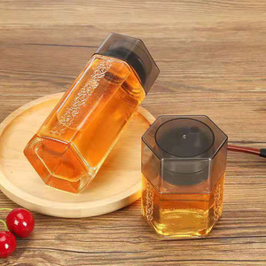 Vente en gros de pots en verre hexagonaux pour confiture, miel, <span class=keywords><strong>avec</strong></span> <span class=keywords><strong>bec</strong></span> <span class=keywords><strong>verseur</strong></span>, 180 ml, 250 ml, 360 ml, 500 ml, pour contenants alimentaires de cuisine - Product Image 6