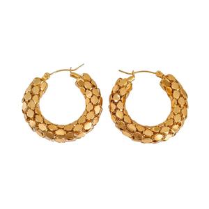 ต่างหูห่วงรูปตัว C ดีไซน์แบบนอร์ดิกทันสมัยทันสมัย2025ทำจากสแตนเลสชุบทอง18K ไม่ก่อให้เกิดอาการแพ้ - Product Image 3