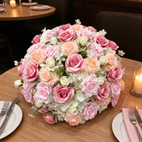 Boules de fleurs artificielles en soie personnalisées pour centres de table décoratifs de mariage et événements (vente en gros)