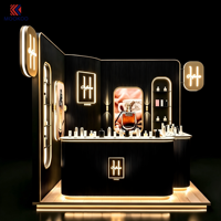 Kiosque de parfums de luxe pour centre commercial, stand de parfums d'angle avec éclairage LED, comptoir d'exposition incurvé, logo de marque personnalisé, kiosque de vente de parfums