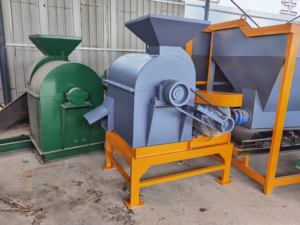 Broyeur de fourrage et d'herbe verte 22kW 220V/380V en acier inoxydable SUS304/SUS316L avec garantie d'un an - Product Image 4