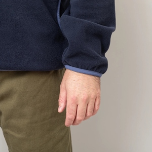 Blazer en <span class=keywords><strong>polaire</strong></span> personnalisé à fermeture éclair de 300g/m2 en <span class=keywords><strong>polaire</strong></span> recyclée Garnitures élastiques résistantes à l'eau Conception à deux poches - Product Image 6