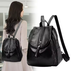 Mochila de cuero negra de moda con borlas y logotipo personalizado, nueva, barata, al por mayor, para mujer, para la universidad o la escuela - Product Image 3