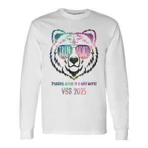 True North Vbs 2025 T-shirt à manches longues Confiant en Jésus dans un monde sauvage - Product Image 1