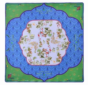 <span class=keywords><strong>Tapis</strong></span> <span class=keywords><strong>de</strong></span> <span class=keywords><strong>jeu</strong></span> <span class=keywords><strong>de</strong></span> Mahjong personnalisé, commande directe usine, minimum 1 ensemble, <span class=keywords><strong>tapis</strong></span> <span class=keywords><strong>de</strong></span> <span class=keywords><strong>poker</strong></span> domestique carré 33x33 <span class=keywords><strong>avec</strong></span> dos en caoutchouc - Product Image 1