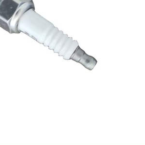 شمعة إشعال إيريديوم للبنزين OEM 90919-01198 K20TR11 لسيارات راش - Product Image 2