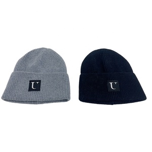 Vente en gros <span class=keywords><strong>Bonnet</strong></span> d'hiver en <span class=keywords><strong>cachemire</strong></span> personnalisé pour hommes <span class=keywords><strong>Bonnet</strong></span> en tricot côtelé Mode Hiver Bonnets en laine - Product Image 3