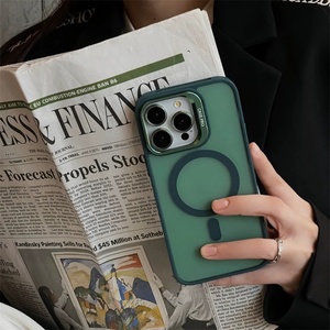 เคสใสแบบด้านพร้อมกรอบกล้องพับได้สำหรับ iPhone 11 12 13 14 15 Pro Max รองรับการชาร์จไร้สายแบบแม่เหล็ก พร้อมฟิล์มเลนส์ - Product Image 6