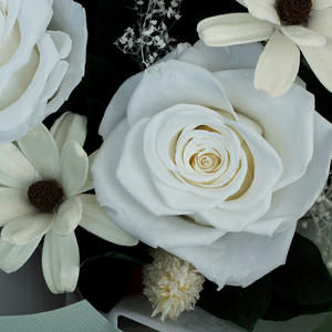 TC ความแปลกใหม่การ์เด้นของจริงกุหลาบที่เก็บรักษาไว้สำหรับงานแต่งงานวันวาเลนไทน์ของขวัญสำหรับงานเทศกาลช่อดอกไม้ตลอดกาล - Product Image 4