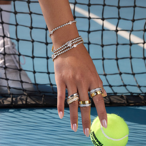 Pulsera de cadena de tenis para mujer, chapada en oro, con circonitas en forma de gota de agua, engaste de canal, regalo de joyería - Product Image 3