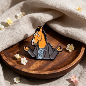 Broche en émail <span class=keywords><strong>BoJack</strong></span> Horseman en alliage de zinc, motif cheval de dessin animé, épinglette pour sac à dos et chapeau, badge de bijoux amusant sur le thème de l'anime - Product Image 5