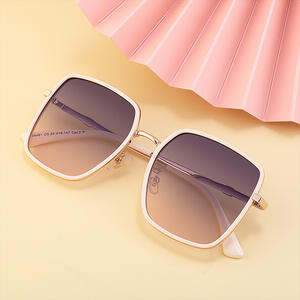 Lunettes de soleil polarisées à monture carrée Dl-D6401 pour femmes, protection UV400, pare-soleil de classe 2, monture en métal TR, lentilles TAC - Product Image 1