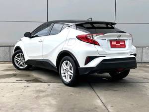 รถยนต์มือสอง <span class=keywords><strong>Toyota</strong></span> C-HR <span class=keywords><strong>Hybrid</strong></span> 2.0L SUV เกียร์ออโต้ พวงมาลัยซ้าย ปี 2020 2021 <span class=keywords><strong>2022</strong></span> สภาพดี ปี 2023 2024 2025 2026 - Product Image 6