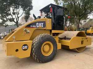 Rouleau Vibratoire d'Occasion CATERPILLAR CAT CS-683E 683E 683 Fabriqué au Japon, Fort Pouvoir de Compactage, En Stock, Faible Nombre d'Heures, Certifié CE, Meilleur Prix, Vente Flash - Product Image 2