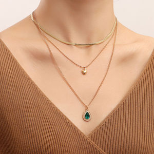 Collar de ágata verde de imitación de cadena de serpiente plana multicapa de moda de joyería transfronteriza europea y americana para mujeres Ins - Product Image 3