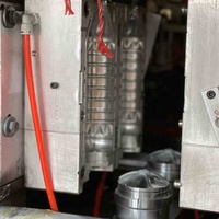 Machine de soufflage par soufflage PET entièrement automatique à haut rendement de 10 litres à 2 cavités Machine de soufflage de bouteilles d'eau en plastique