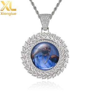 Collier pendentif personnalisé avec cadre médaillon pour photo, serti de zircons, pour femme - Product Image 2