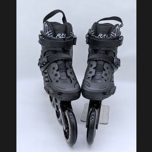 <span class=keywords><strong>Patins</strong></span> <span class=keywords><strong>à</strong></span> roulettes de slalom <span class=keywords><strong>à</strong></span> grande vitesse pour adultes de niveau professionnel, 110 mm, quatre <span class=keywords><strong>roues</strong></span>, nouveaux <span class=keywords><strong>patins</strong></span> <span class=keywords><strong>à</strong></span> roulettes en PU pour hommes et femmes - Product Image 6