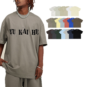 T-shirt en coton personnalisé avec logo imprimé, 305 GSM, coloré, pour hommes, vente en gros YKH Factor - Product Image 1