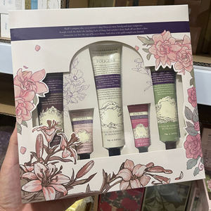 Vente en gros de luxe Mignon parfum doux d'hiver Soins de la peau Blanchissant Hydratant Crème pour les mains et lotion Bouteille/tube <span class=keywords><strong>Coffret</strong></span> cadeau Emballage - Product Image 6