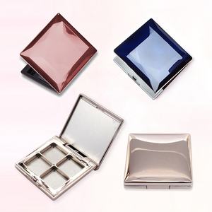 Palette de fards à paupières personnalisée, emballage vide pour palette de fards à paupières, miroir intégré, 4 compartiments carrés, étui compact pour poudre - Product Image 1