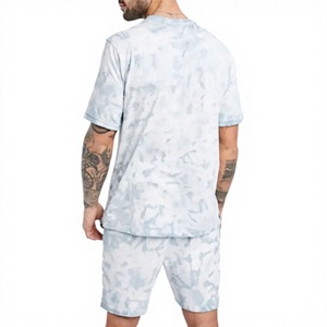 Conjunto de verano para hombre, transpirable, con camiseta y pantalones cortos a juego, conjunto elegante de verano, conjunto informal de dos piezas a juego, en venta. - Product Image 2
