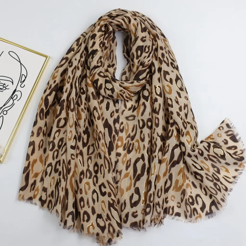 Neueste benutzer definierte hochwertige Schals mit Leoparden muster Hijab Spring Fashion Weiche Viskose-Baumwoll schals für Frauen