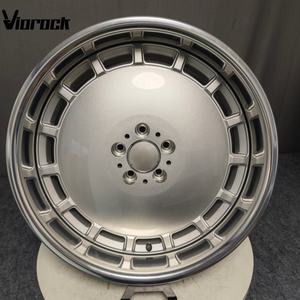 Roue forgée Viorock: Jantes sport-luxe: style boost et maniabilité pour Mercedes-Benz <span class=keywords><strong>C63</strong></span> <span class=keywords><strong>AMG</strong></span>, E63 <span class=keywords><strong>AMG</strong></span>, S63 <span class=keywords><strong>AMG</strong></span> - Product Image 5