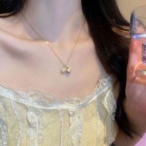 High-End Luxury Women's Gold Plated Stainless Steel Pearl Necklace Fan Shell <b>Pendant</b> Collarbone Chain Micro Insert Wedding - Product Image 2