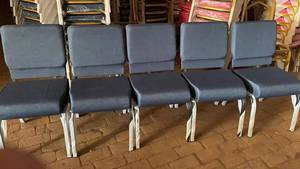 เก้าอี้นั่งสำหรับห้องประชุม/โบสถ์ แบบมีเบาะผ้าหุ้มโครงโลหะเชื่อมต่อกันได้ - Product Image 6