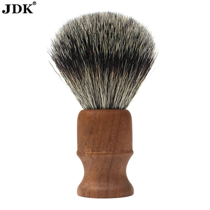 Pinceau à raser en poils de <span class=keywords><strong>blaireau</strong></span> de haute qualité JDK, manche en <span class=keywords><strong>bois</strong></span>, vente chaude - Product Image 2